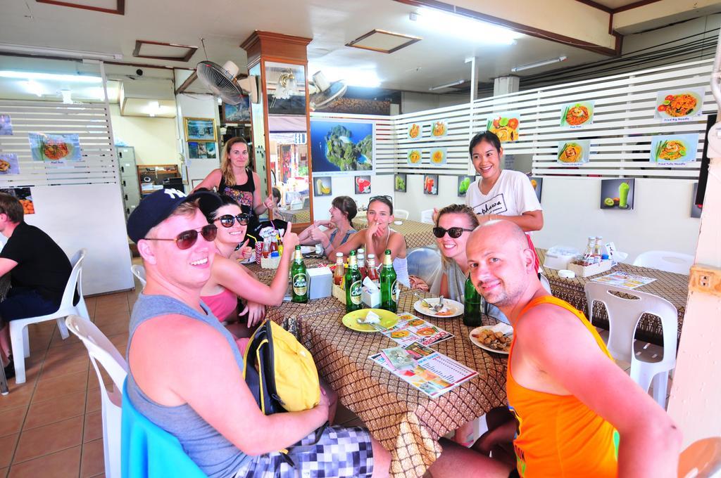 קו פי פי October Hostel חדר תמונה